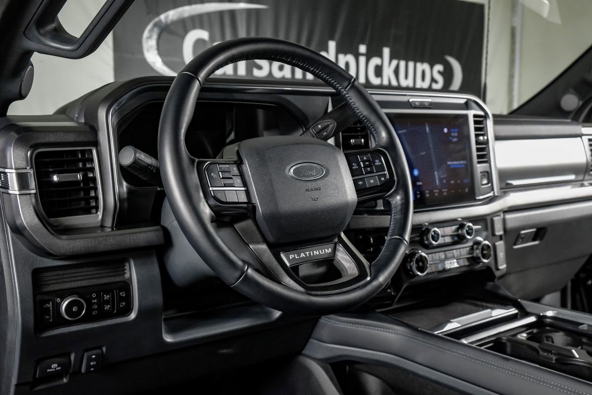 Used 2025 Ford F250 Platinum AWD/4WD image 16