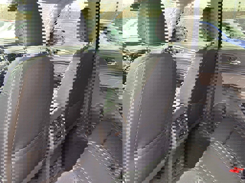 Used 2021 Volkswagen Atlas SEL w/ MDO Package (Bench Seat) image 28