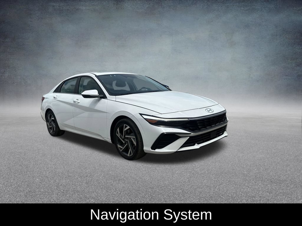 Used 2025 Hyundai Elantra Limited FWD image 6