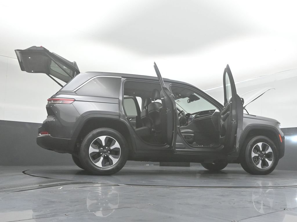 Used 2022 Jeep Grand Cherokee Limited 4xe image 54