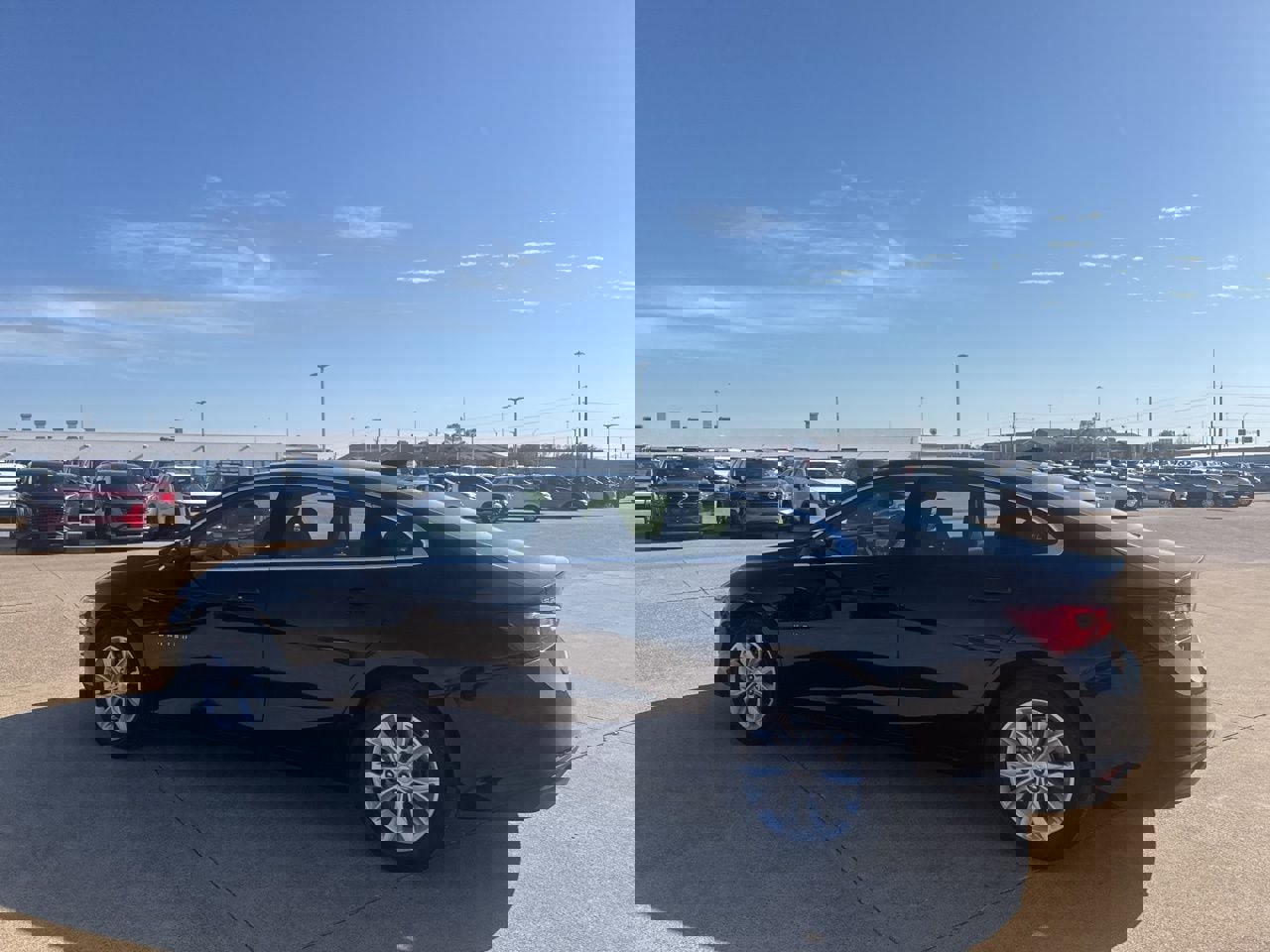 Used 2025 Chevrolet Malibu LT image 15