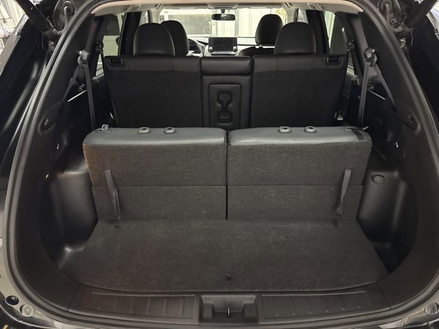 Used 2024 Mitsubishi Outlander SE Black Edition FWD image 21