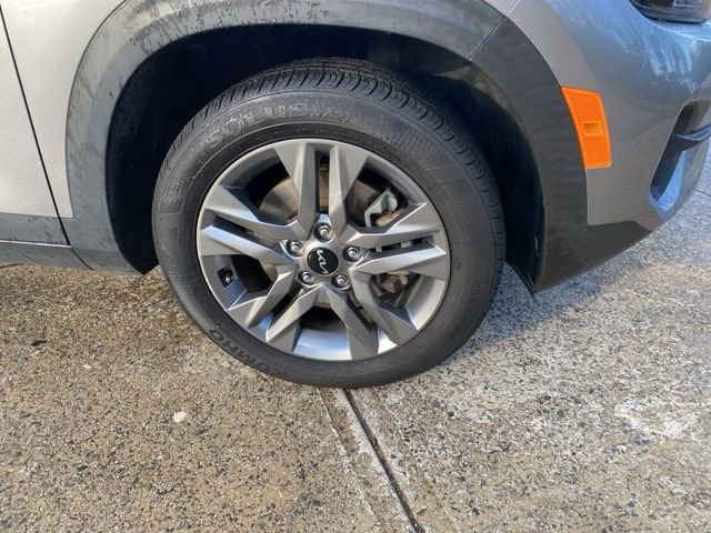 Used 2022 Kia Seltos LX image 24