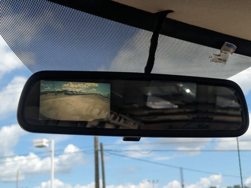 Used 2020 Chevrolet Express 3500 Extended w/ Driver Convenience Package image 16