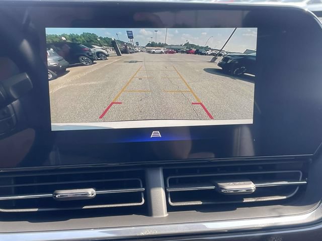 New 2026 Chevrolet Trax ACTIV w/ Sunroof Package FWD image 14