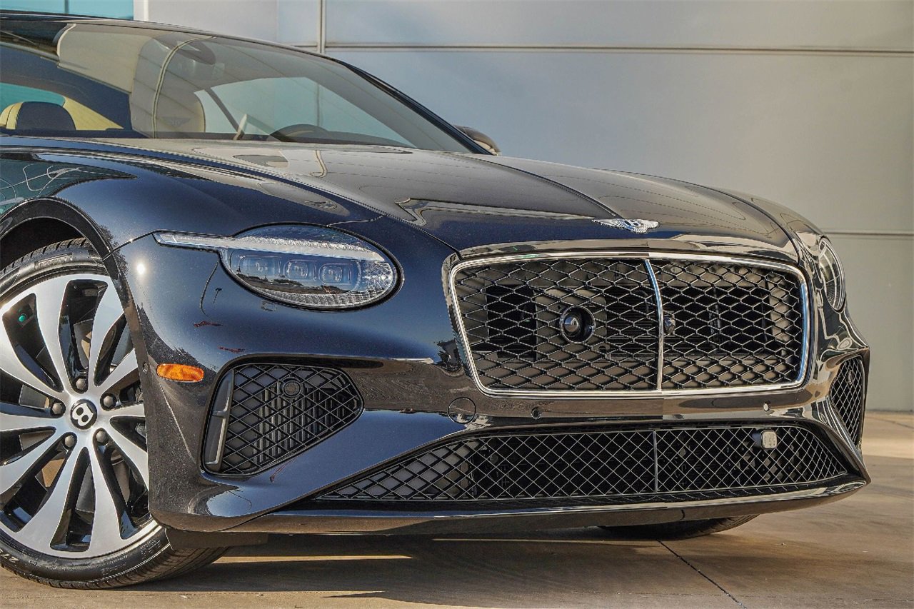 New 2026 Bentley Continental GTC image 9
