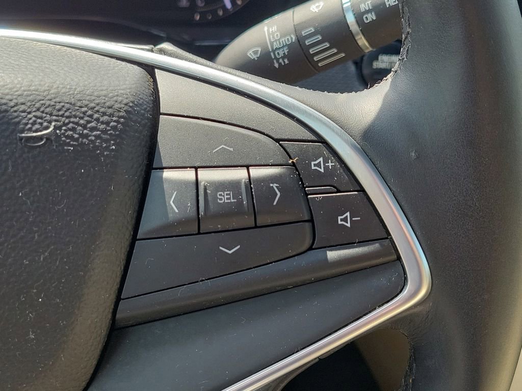 Used 2017 Cadillac XT5 Premium Luxury w/ Advanced Security Package FWD image 15