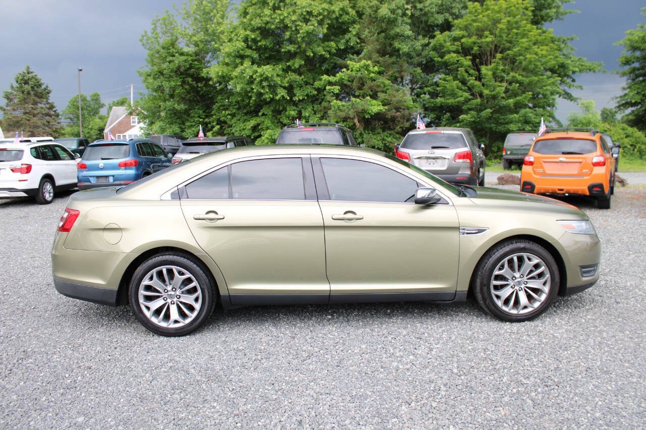 Used 2013 Ford Taurus Limited FWD image 6