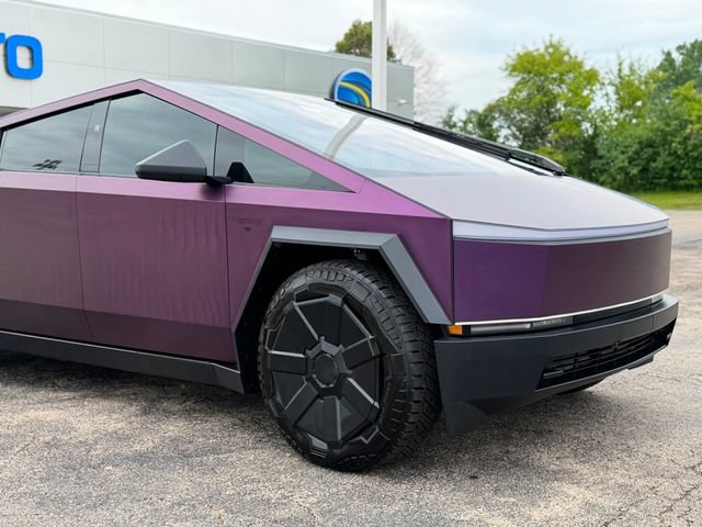 Used 2024 Tesla Cybertruck Cyberbeast AWD/4WD image 5