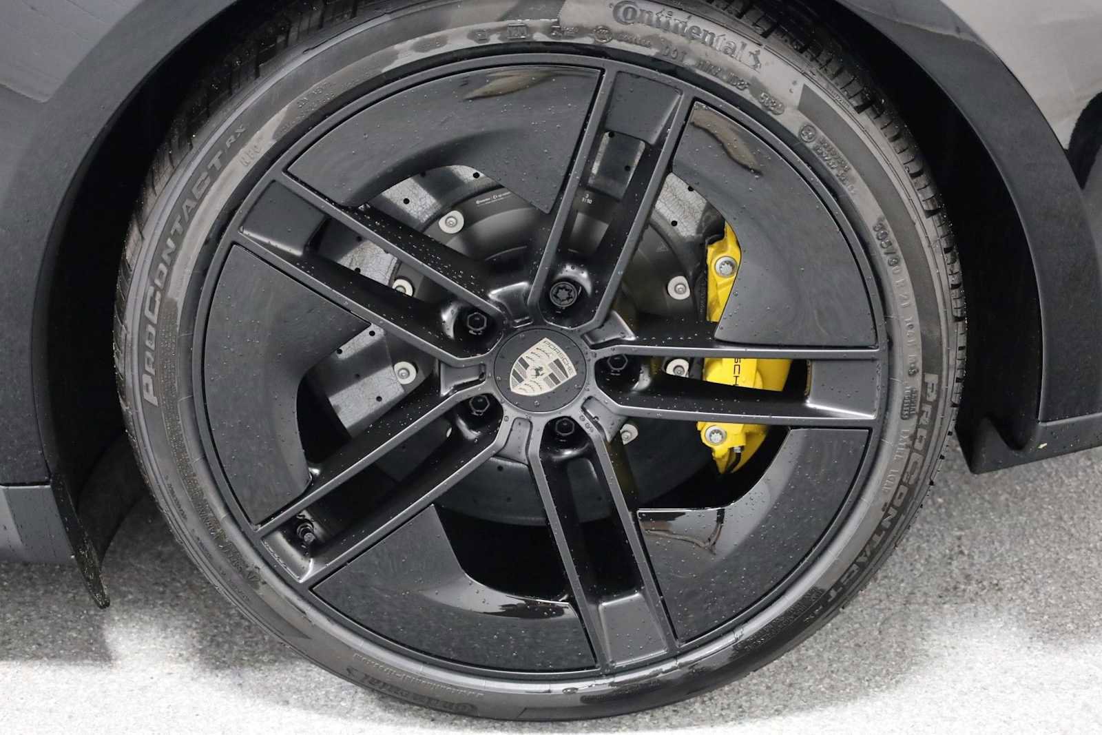 New 2025 Porsche Taycan Turbo image 37