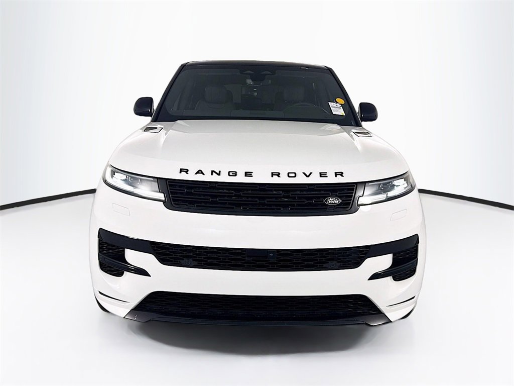 New 2025 Land Rover Range Rover Sport Dynamic SE image 2
