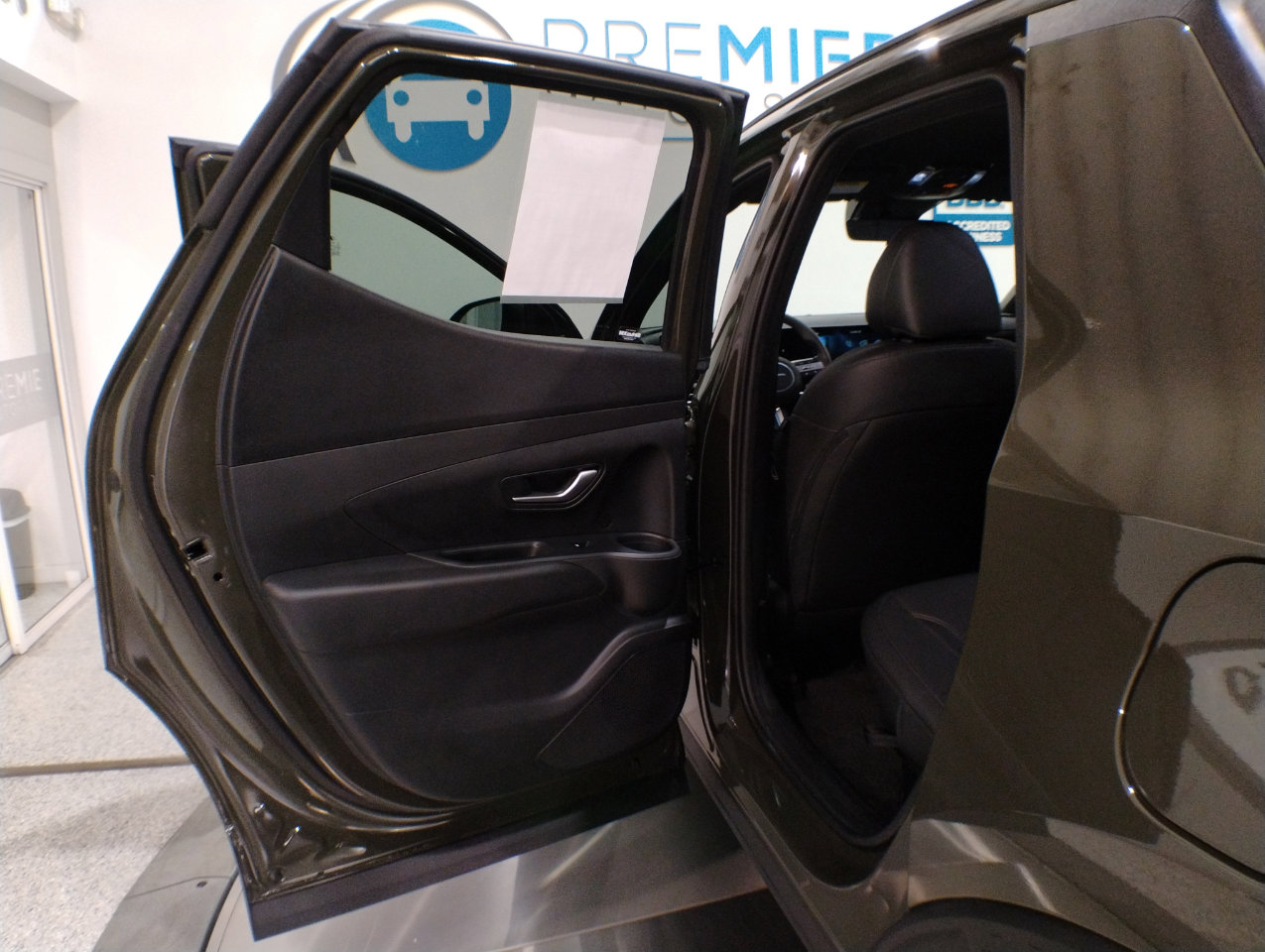 Used 2025 Hyundai Santa Cruz SEL image 97