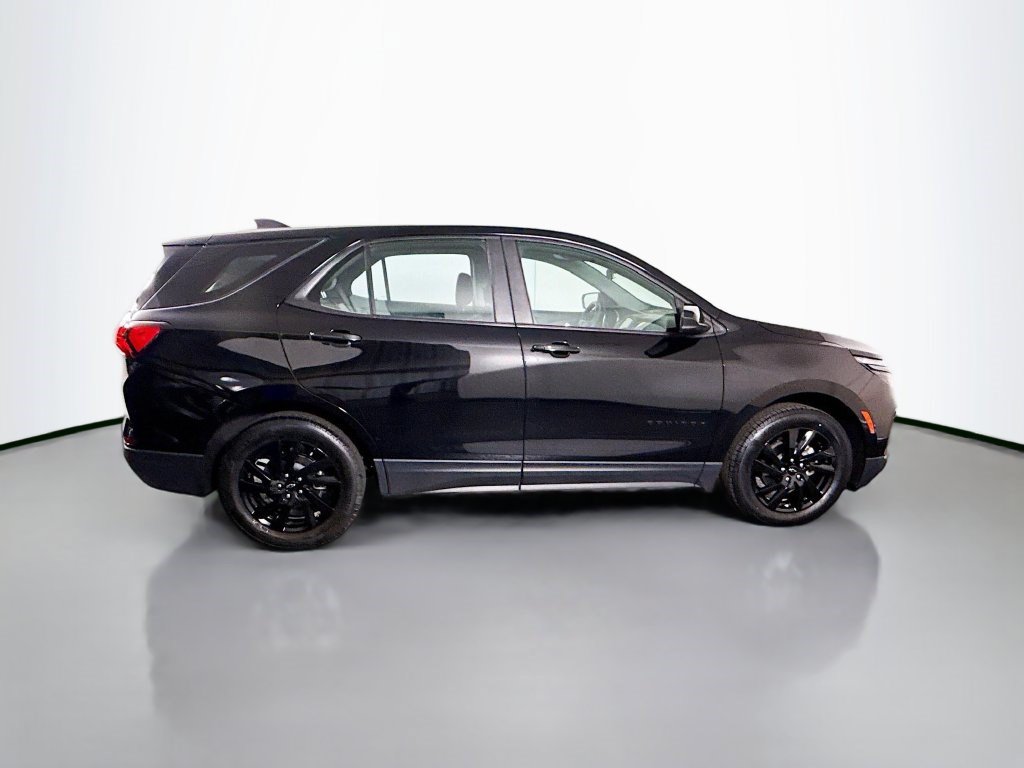 Used 2024 Chevrolet Equinox LS w/ Midnight Edition FWD image 11