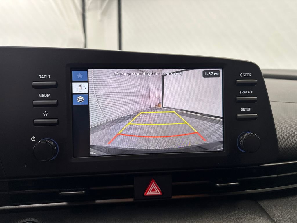 Used 2025 Hyundai Elantra Sport FWD image 27