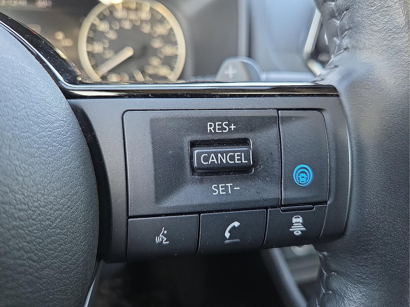 Used 2021 Nissan Rogue SL image 16