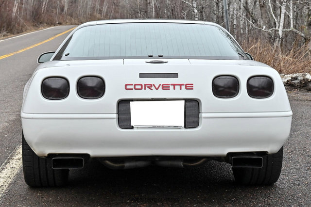 Used 1995 Chevrolet Corvette Coupe image 7