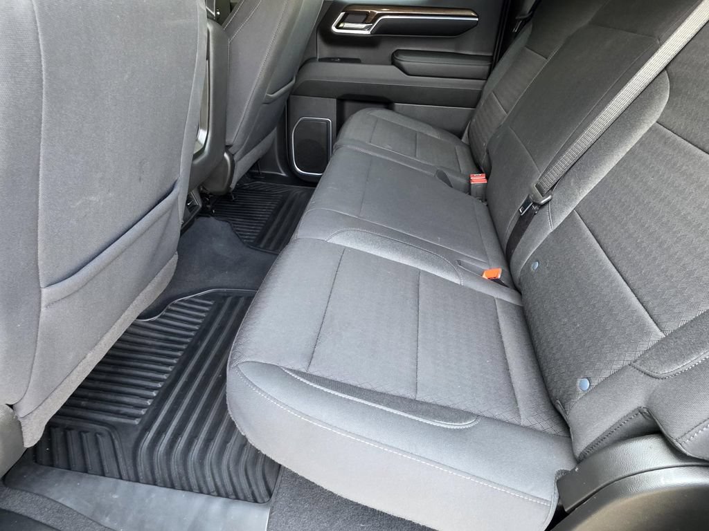 Used 2024 Chevrolet Silverado 1500 RST AWD/4WD image 10