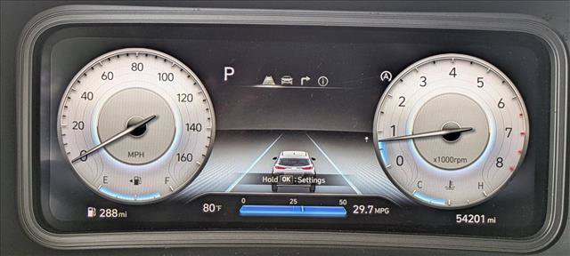 Used 2022 Hyundai Kona Limited w/ Cargo Package FWD image 11