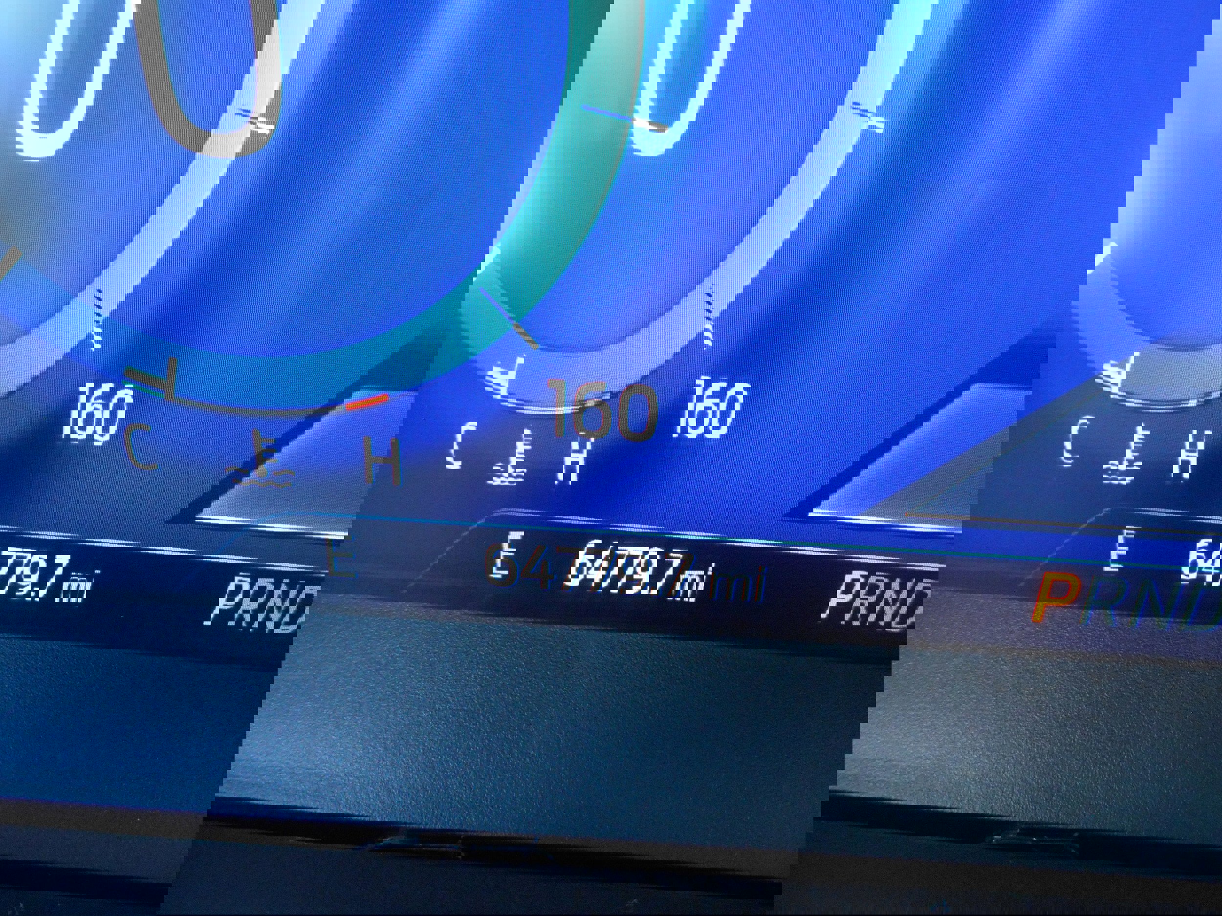 Used 2021 Ford Explorer Platinum w/ Equipment Group 601A image 17