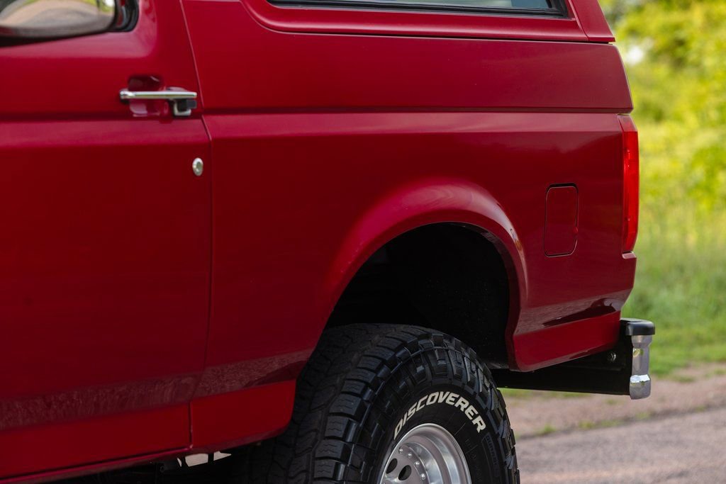 Used 1994 Ford Bronco XLT image 70