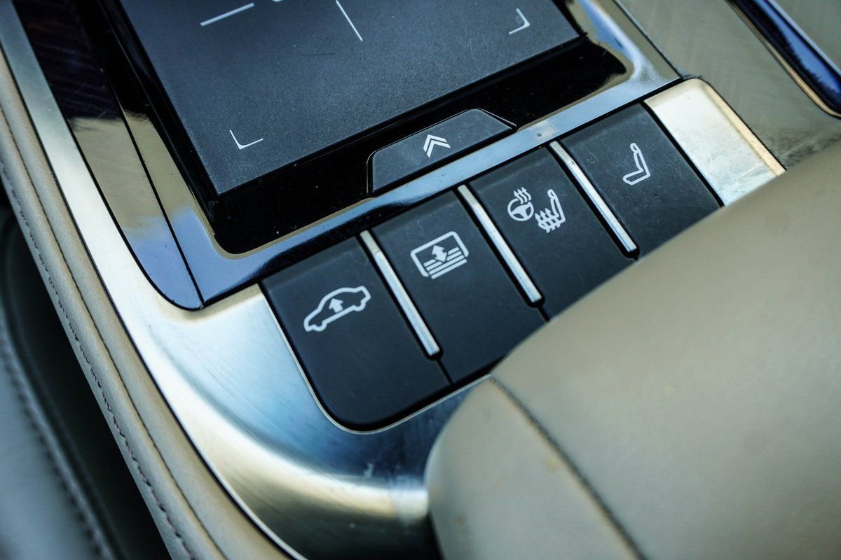 Used 2022 Lexus LS 500 w/ Interior Upgrade Package image 21