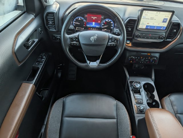 Used 2023 Ford Bronco Sport Outer Banks w/ Tech Package AWD/4WD image 12