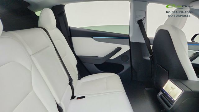 Used 2026 Tesla Model Y Long Range image 23