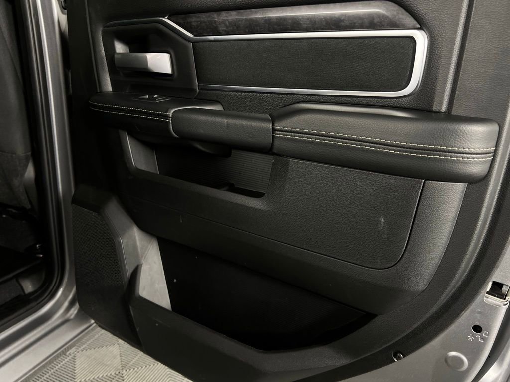 Used 2024 RAM 2500 Big Horn w/ Bed Utility Group image 28