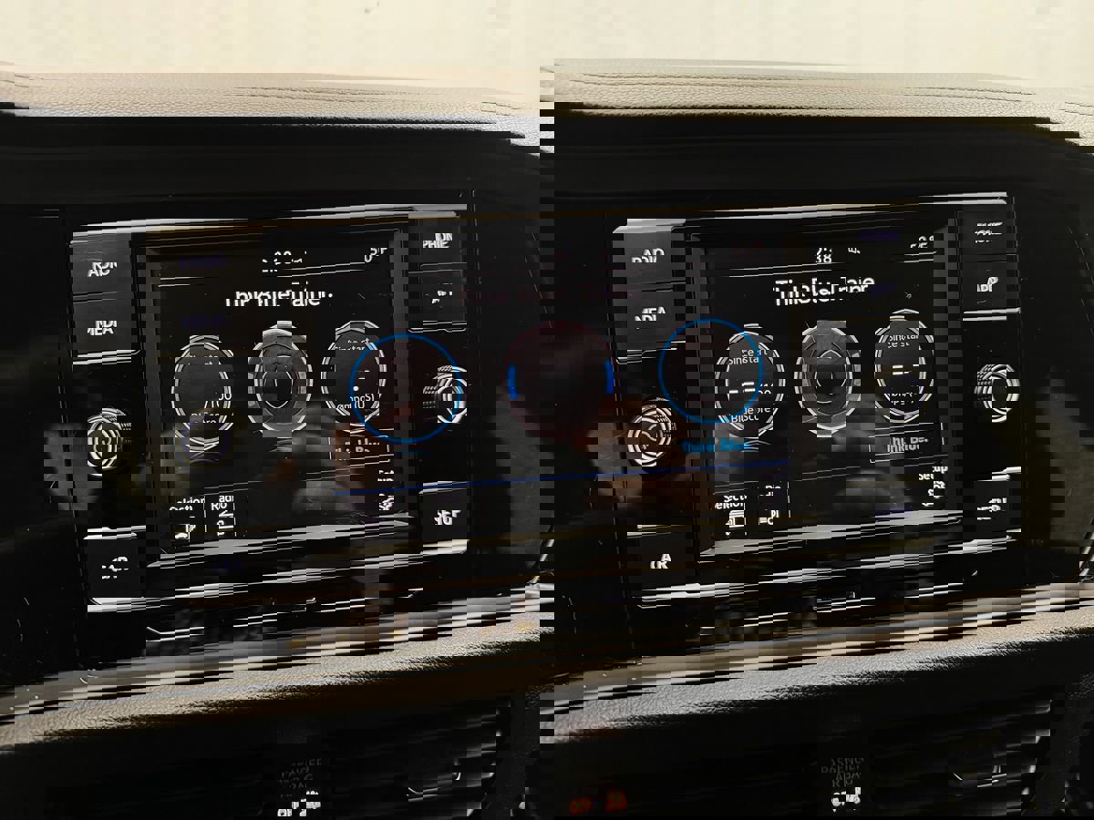 Used 2019 Volkswagen Jetta S image 18