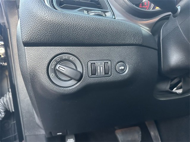 Used 2022 Dodge Challenger SXT w/ Cold Weather Group image 31