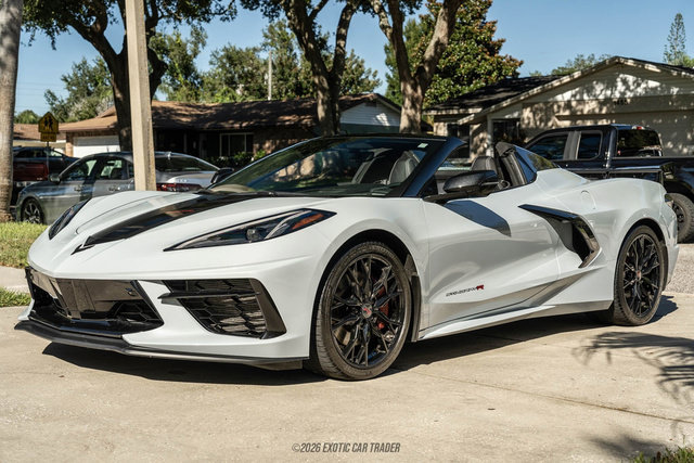 Used 2023 Chevrolet Corvette Stingray Preferred Conv w/ Z51 Performance Package RWD image 14