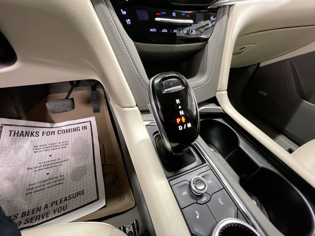 Used 2020 Cadillac XT6 Premium Luxury image 15