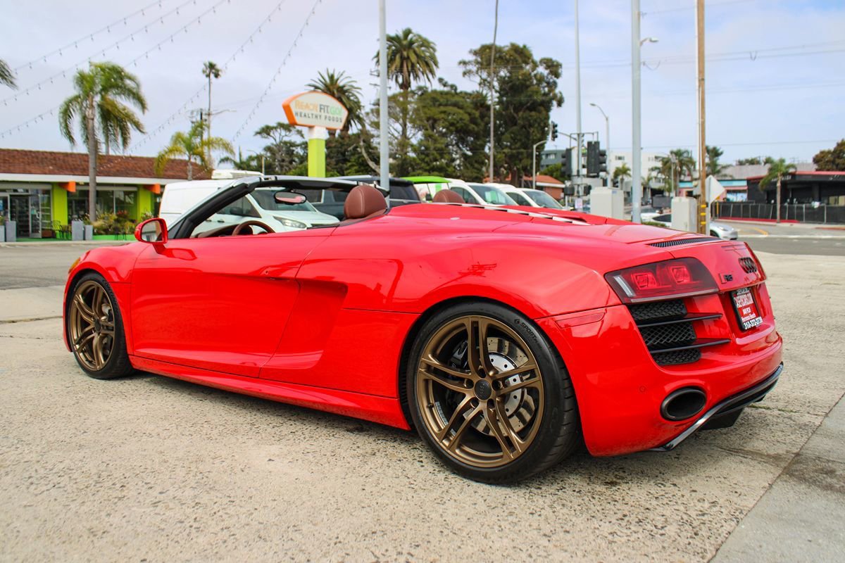 Used 2011 Audi R8 V10 image 3