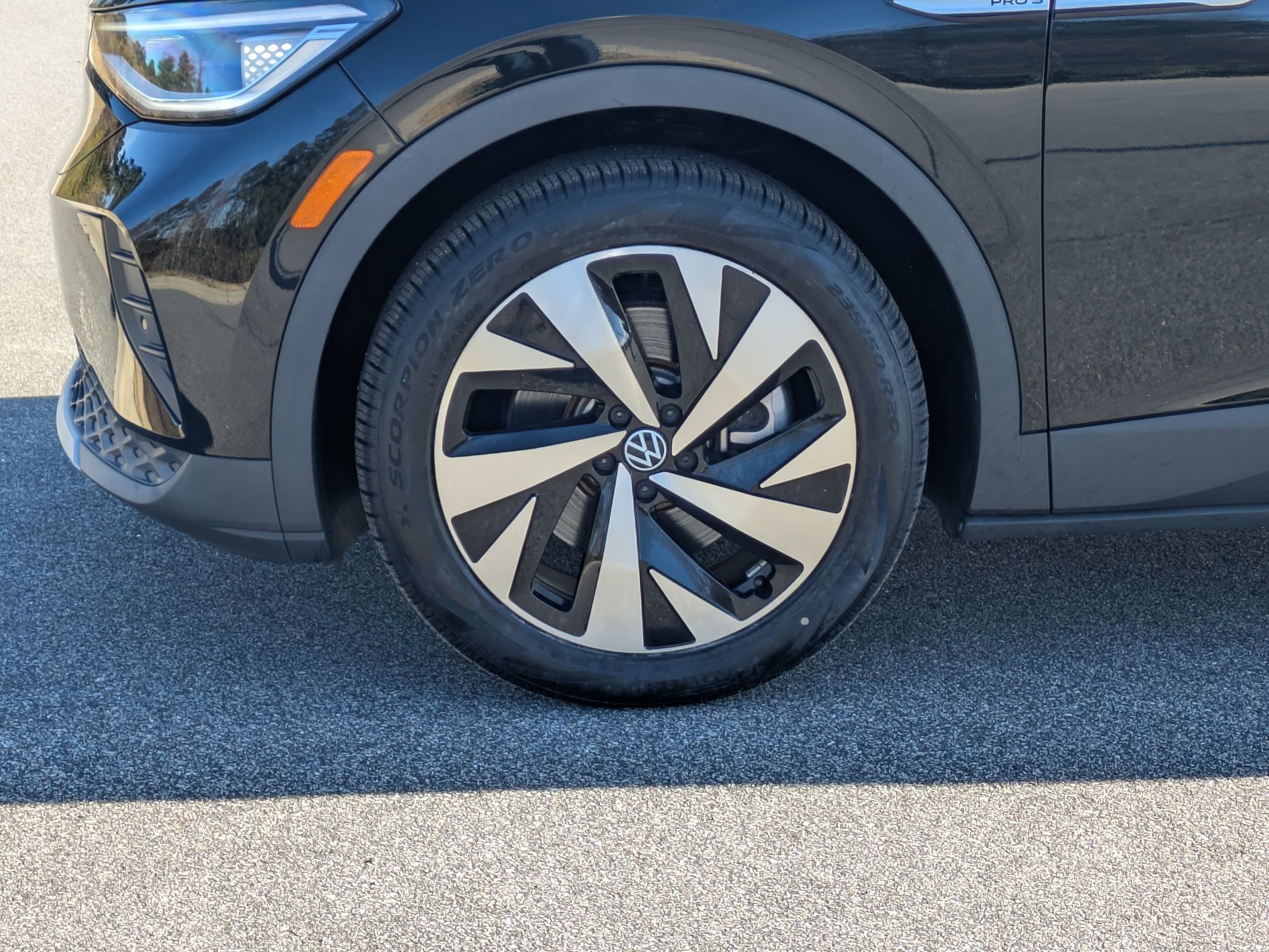 Used 2022 Volkswagen ID.4 Pro S w/ Gradient Package image 31