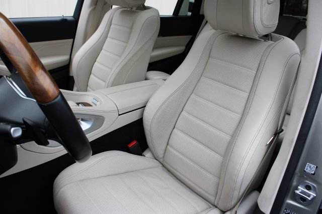 Used 2022 Mercedes-Benz GLS 450 4MATIC image 8