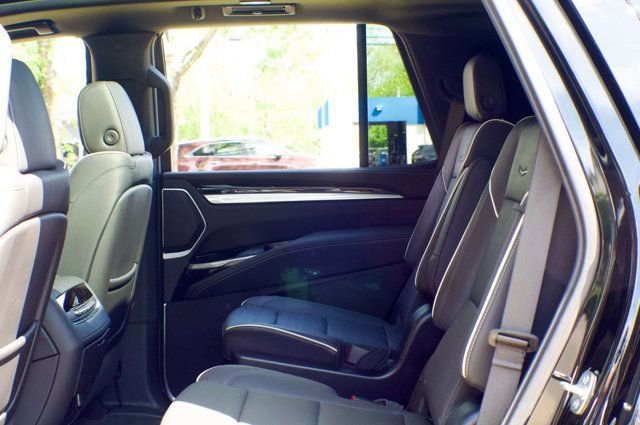 Used 2025 Cadillac Escalade Sport w/ Touring Package AWD/4WD image 53