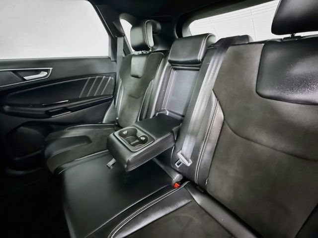 Used 2019 Ford Edge ST w/ Equipment Group 401A AWD/4WD image 39