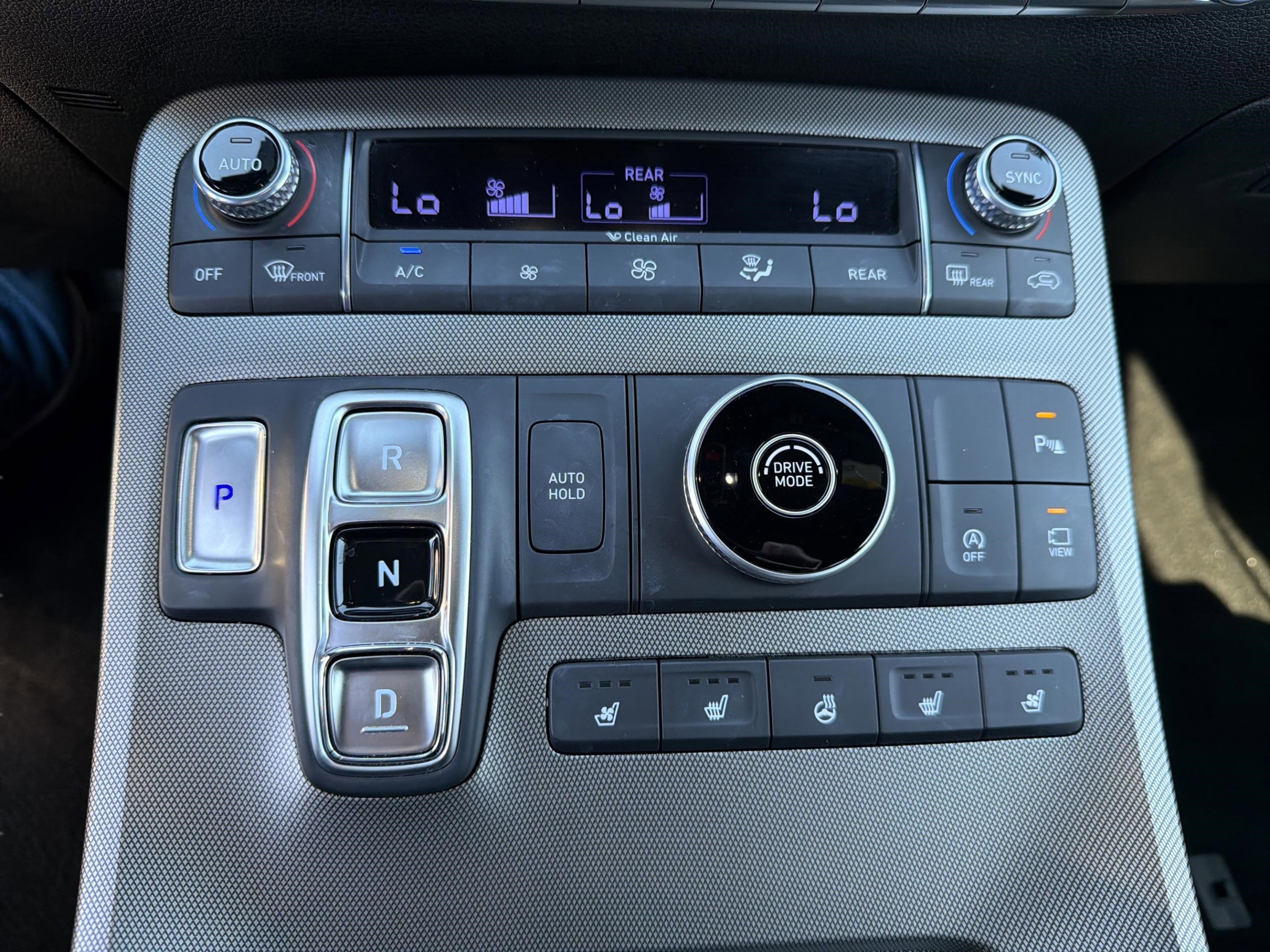 Used 2022 Hyundai Palisade Calligraphy image 15