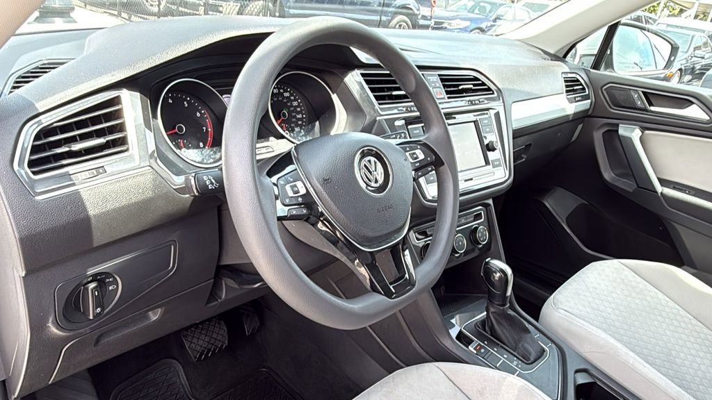 Used 2019 Volkswagen Tiguan S FWD image 24