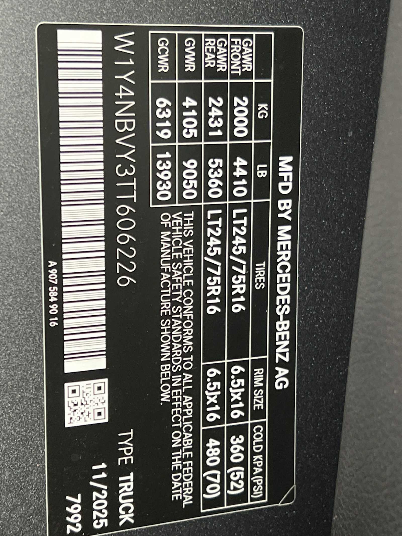 Used 2026 Mercedes-Benz Sprinter 2500 image 40