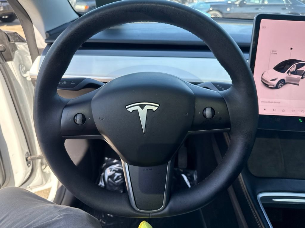Used 2021 Tesla Model Y Long Range AWD/4WD image 13