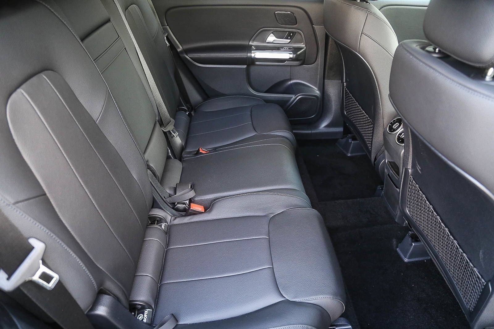 New 2026 Mercedes-Benz GLB 250 4MATIC image 17