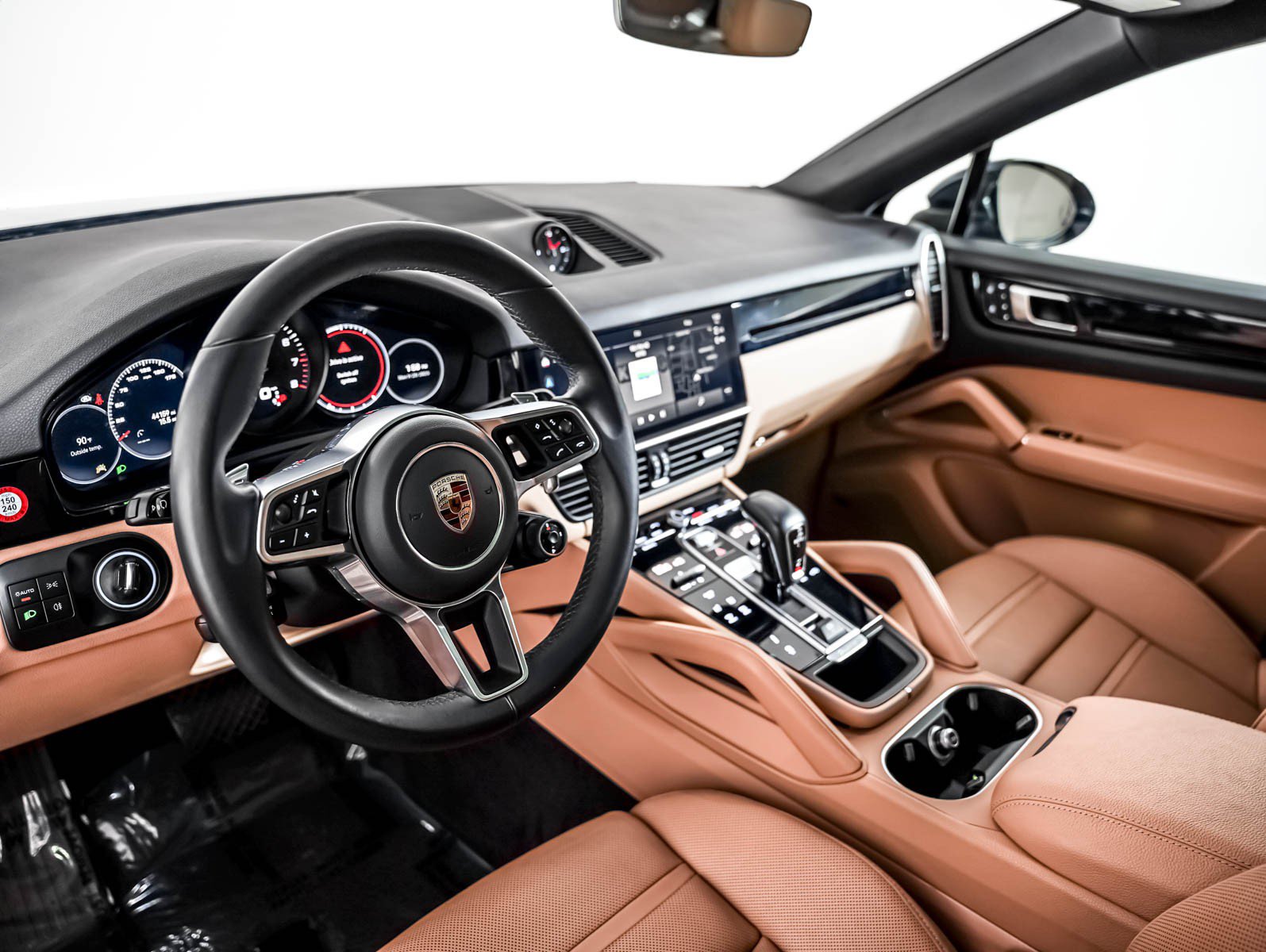 Certified 2023 Porsche Cayenne Platinum Edition AWD/4WD image 4