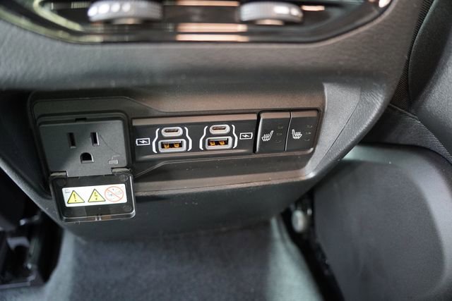 New 2025 Jeep Grand Cherokee Limited w/ Black Appearance Package image 12