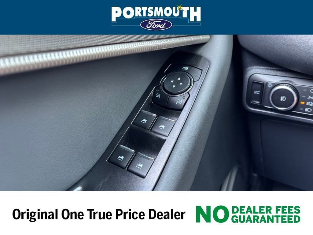 New 2025 Ford Explorer Active w/ Active Comfort Package AWD/4WD image 20