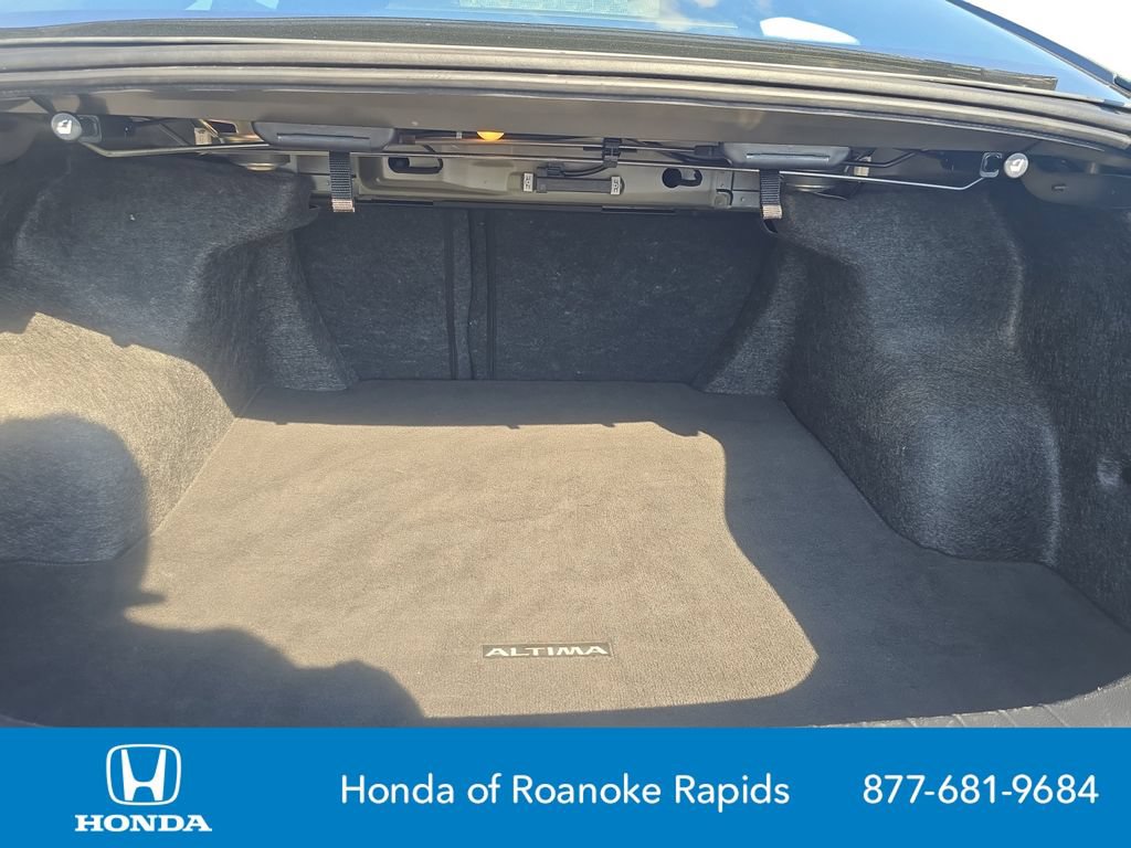 Used 2023 Nissan Altima 2.5 SV FWD image 19