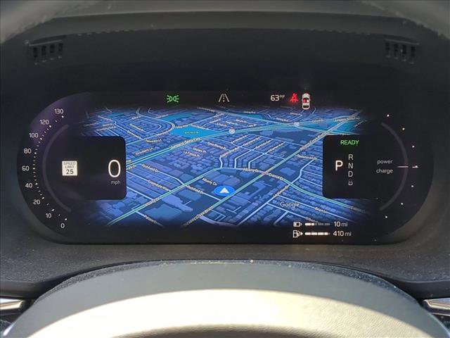 Used 2025 Volvo XC60 T8 Plus w/ Protection Package Premier image 11