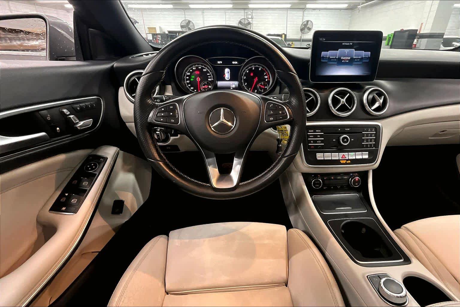 Used 2017 Mercedes-Benz CLA 250 image 5