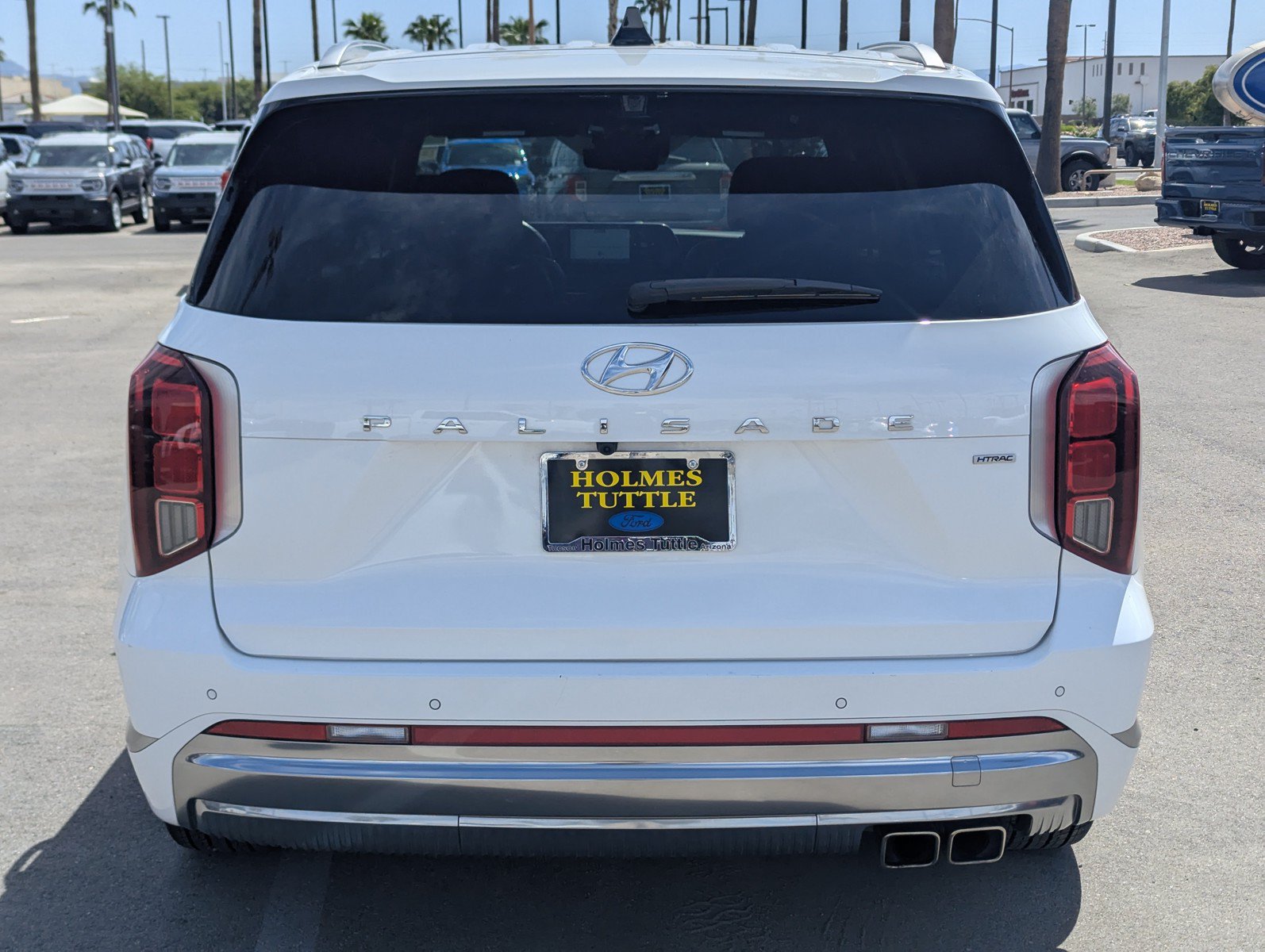 Used 2023 Hyundai Palisade Calligraphy AWD/4WD image 3