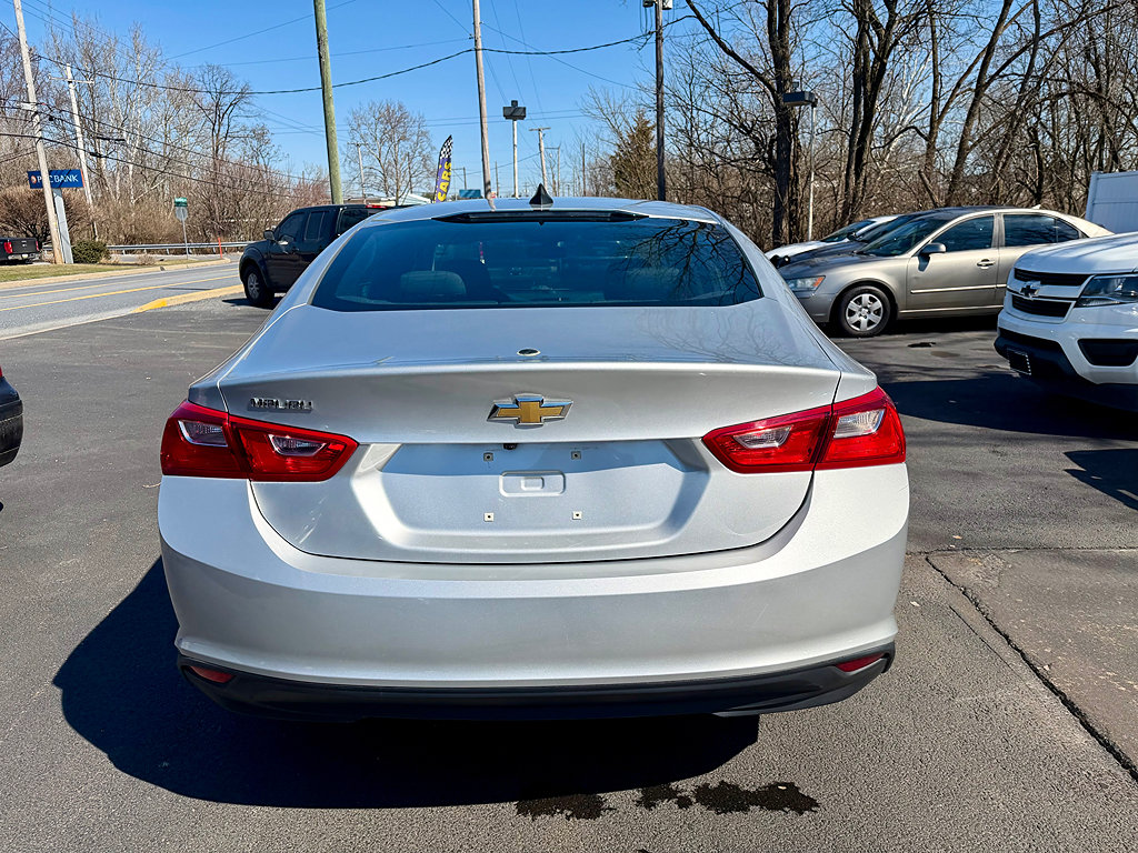 Used 2021 Chevrolet Malibu LS FWD image 8